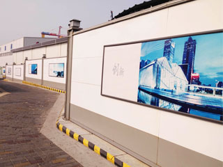 <a href='http://www.fbyouyi.com/wd/44.html' target='_blank'><u>地鐵圍擋</u></a>使用案例